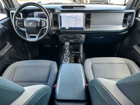 Used 2023 Ford Bronco Outer Banks AWD/4WD image 11