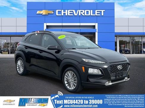 Used 2021 Hyundai Kona SEL Plus image 1