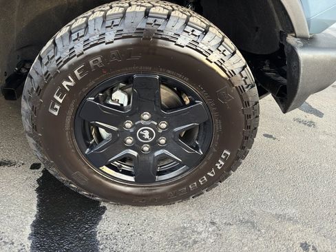 New 2025 Ford Bronco Outer Banks w/ Black Appearance Package AWD/4WD image 11