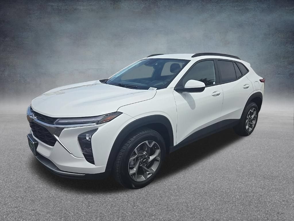 Certified 2025 Chevrolet Trax LT FWD image 8