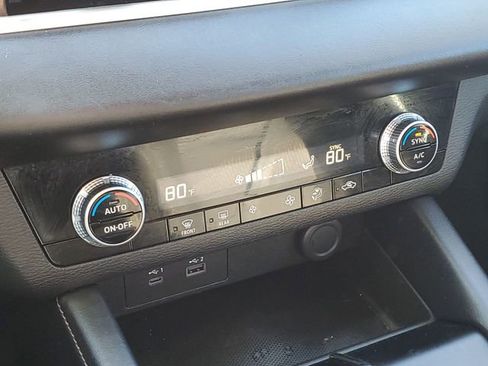 Used 2022 Mitsubishi Outlander ES FWD image 17