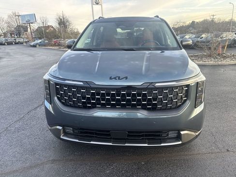 New 2026 Kia Carnival SX image 2