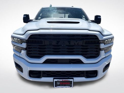 New 2026 RAM 2500 Tradesman AWD/4WD image 8