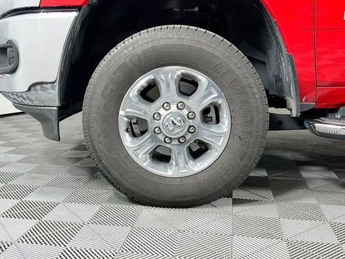 Used 2024 RAM 2500 Big Horn w/ Bed Utility Group image 30