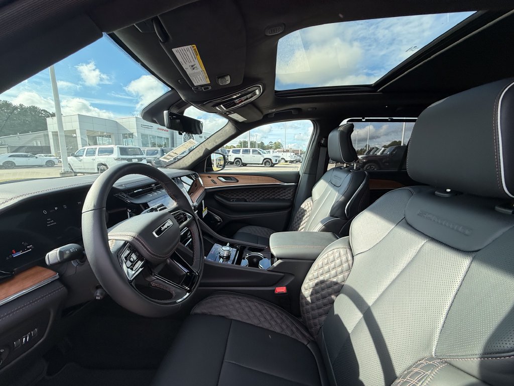 New 2027 Jeep Grand Cherokee Summit AWD/4WD image 20