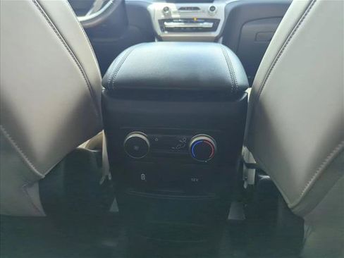 Used 2021 Ford Explorer XLT w/ Equipment Group 202A AWD/4WD image 20