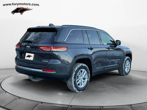 New 2025 Jeep Grand Cherokee Laredo X w/ Luxury Tech Group I image 3