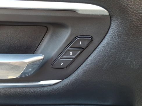 Used 2020 RAM 1500 Laramie AWD/4WD image 18