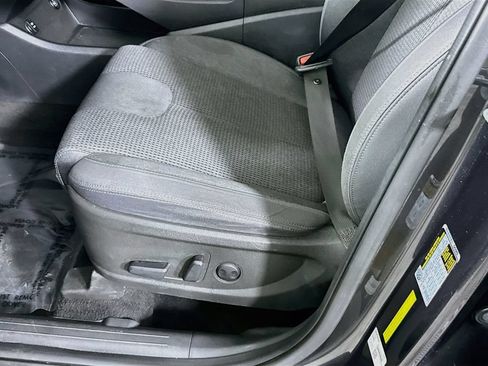 Certified 2022 Hyundai Santa Fe SEL AWD/4WD image 24