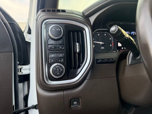 Used 2020 GMC Sierra 3500 Denali w/ Denali Ultimate Package AWD/4WD image 28