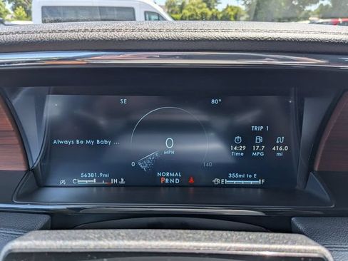 Used 2023 Lincoln Navigator Reserve AWD/4WD image 10