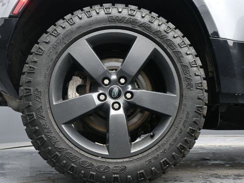 Used 2022 Land Rover Defender 110 X-Dynamic SE image 9