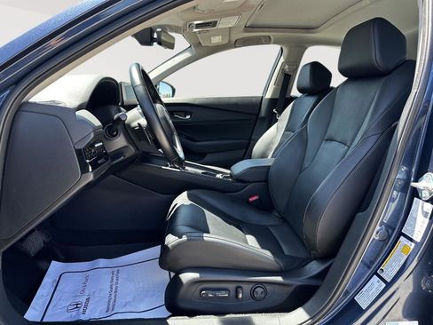 Used 2023 Honda Accord Touring image 7