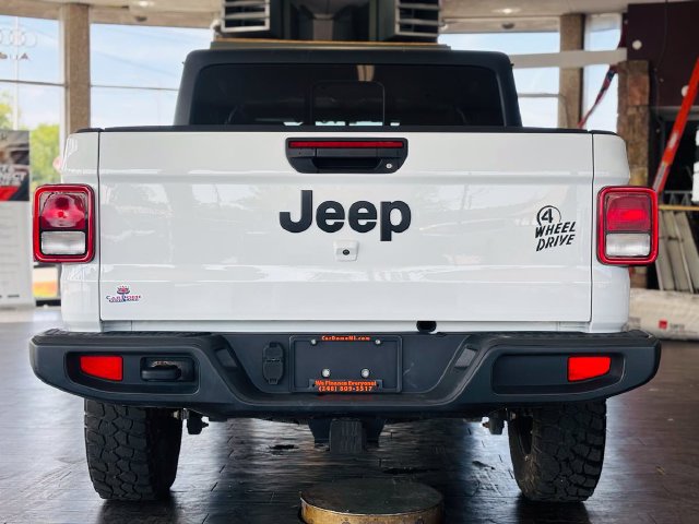 Used 2023 Jeep Gladiator Sport AWD/4WD image 12