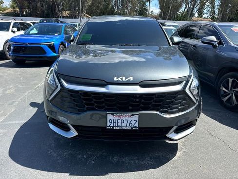 Certified 2023 Kia Sportage LX FWD image 2