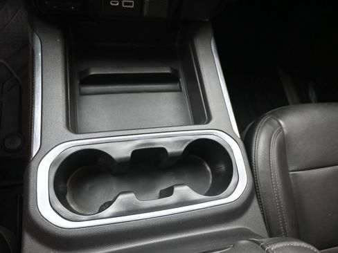 Used 2019 Chevrolet Silverado 1500 LT Trail Boss AWD/4WD image 17