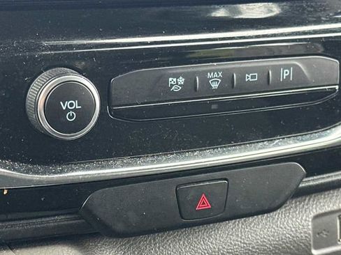 Used 2023 Ford Transit 350 XLT image 19