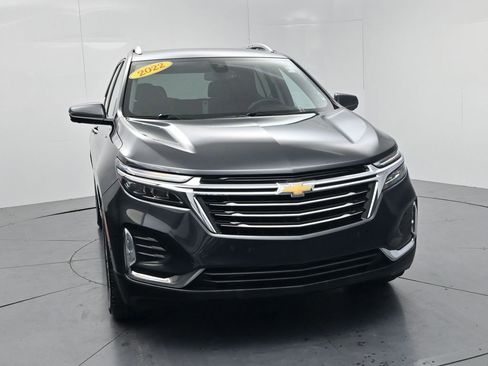 Used 2022 Chevrolet Equinox Premier FWD image 2