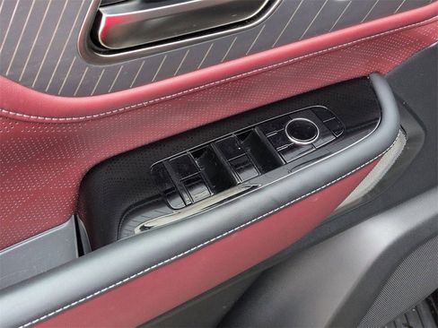 Used 2025 INFINITI QX80 Autograph image 16