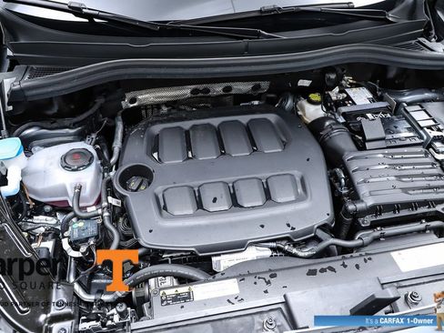 Used 2025 Volkswagen Tiguan SE R-Line image 65