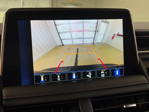 Used 2022 Chevrolet Tahoe RST w/ Luxury Package image 44