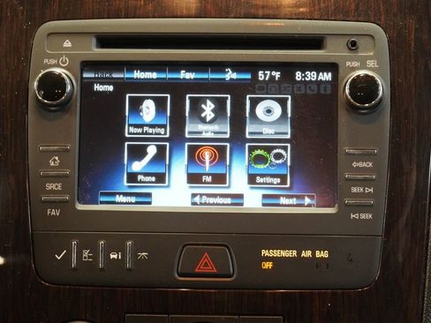 Used 2016 Chevrolet Traverse LT w/ Style and Technology Package FWD image 19