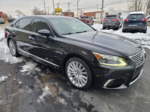 Used 2013 Lexus LS 460 L image 3