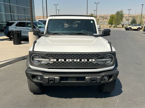 Certified 2022 Ford Bronco Badlands AWD/4WD image 3
