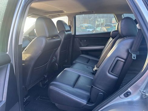 Used 2011 MAZDA CX-9 Grand Touring w/ Moonroof & Bose Audio Pkg image 15
