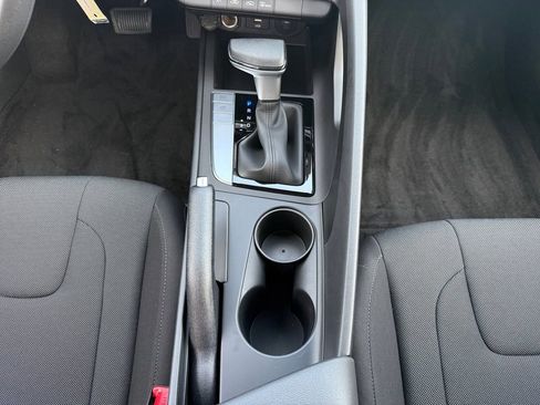 New 2026 Hyundai Elantra SE image 15