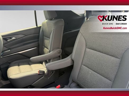 Used 2024 Chevrolet Traverse LT AWD/4WD image 37