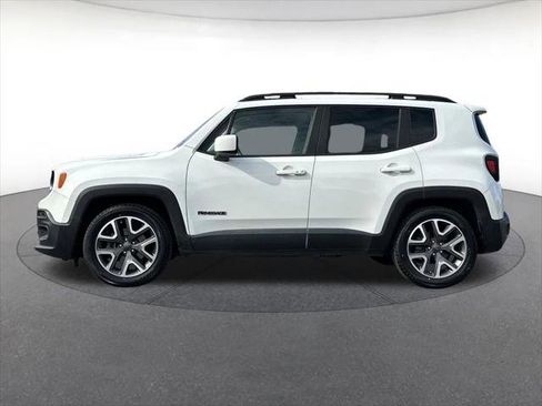 Certified 2018 Jeep Renegade Latitude w/ Advanced Technology Group image 2