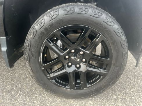 Used 2024 Chevrolet Silverado 1500 LT Trail Boss image 29
