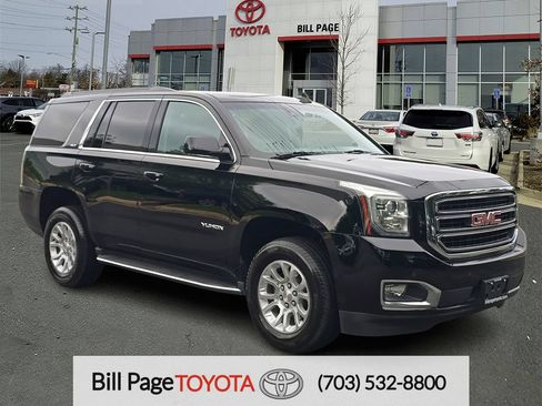 Used 2017 GMC Yukon SLT AWD/4WD image 1