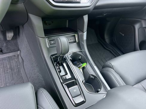 Certified 2025 Subaru Ascent Bronze Edition w/ Onyx Package image 30