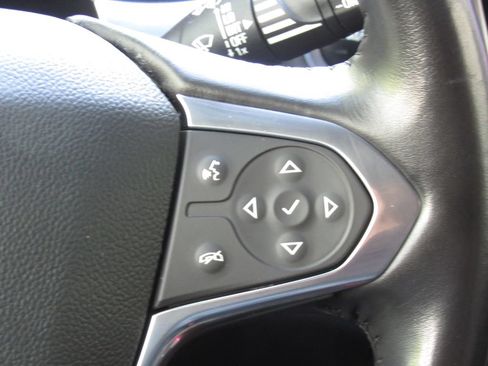 Used 2020 Chevrolet Traverse RS AWD/4WD image 29
