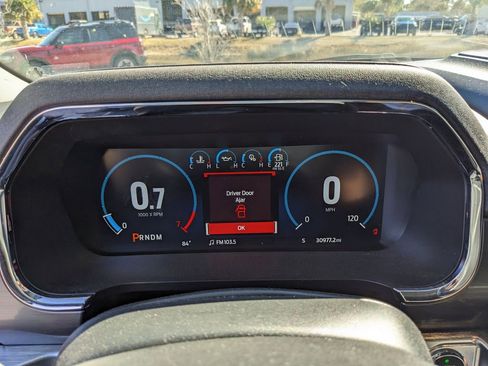 Used 2022 Ford F150 Lariat image 35