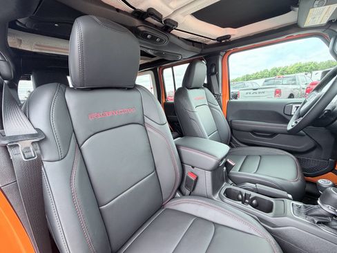 New 2026 Jeep Wrangler Unlimited Rubicon AWD/4WD image 23