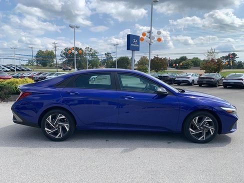 New 2025 Hyundai Elantra Sport image 39