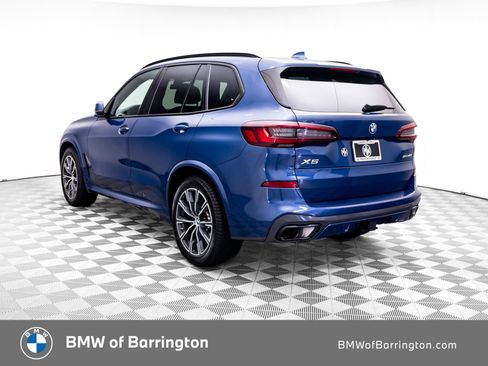 Used 2022 BMW X5 xDrive40i w/ M Sport Package AWD/4WD image 3