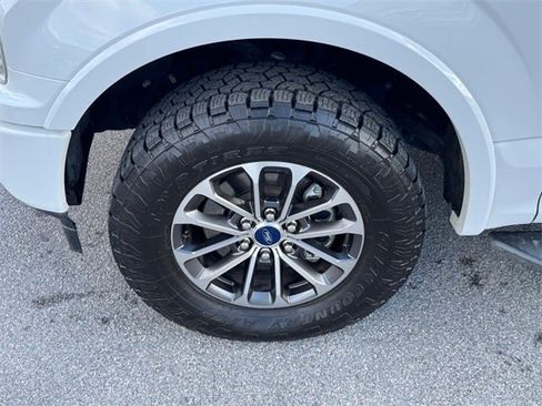 Used 2019 Ford F150 XLT w/ Equipment Group 302A Luxury image 13