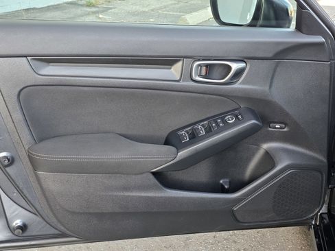 Used 2023 Honda Civic Sport image 21