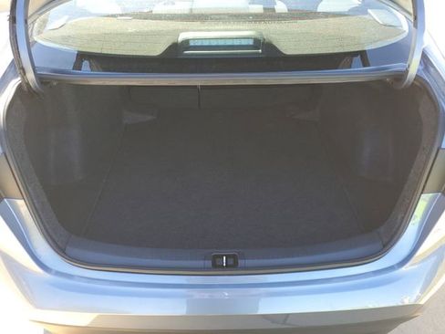 Used 2025 Toyota Corolla LE image 34