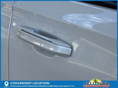 Used 2025 Cadillac Escalade Sport Platinum w/ LPO, ONYX Package image 12