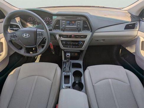 Used 2015 Hyundai Sonata SE FWD image 11