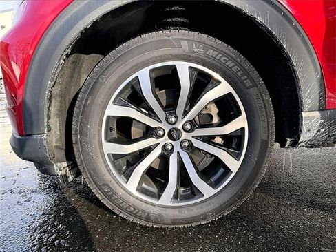 Used 2022 Ford Explorer ST-Line w/ Class IV Trailer Tow Package image 9