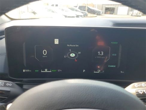 New 2026 Kia Carnival SX image 21