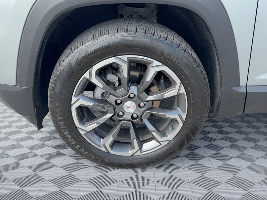 Certified 2026 GMC Terrain Elevation w/ Elevation Premium Package AWD/4WD image 13