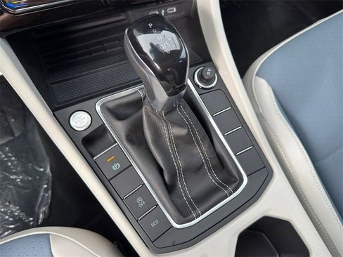 New 2026 Volkswagen Jetta SE image 20
