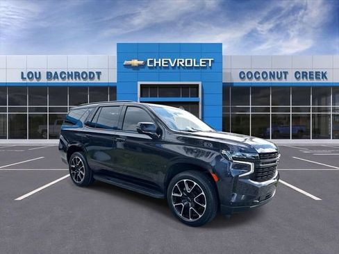 Used 2024 Chevrolet Tahoe RST w/ Luxury Package RWD image 2